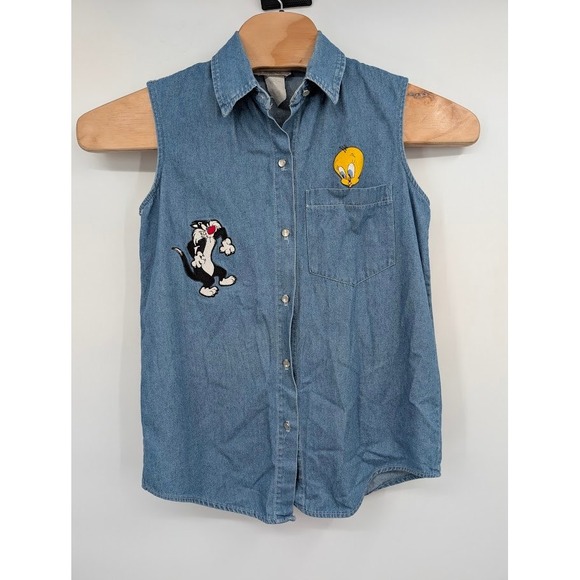 Looney Tunes Mania Tops - Looney Tunes Vintage Sleeveless Denim Shirt Sylvester and Tweety Button Down S